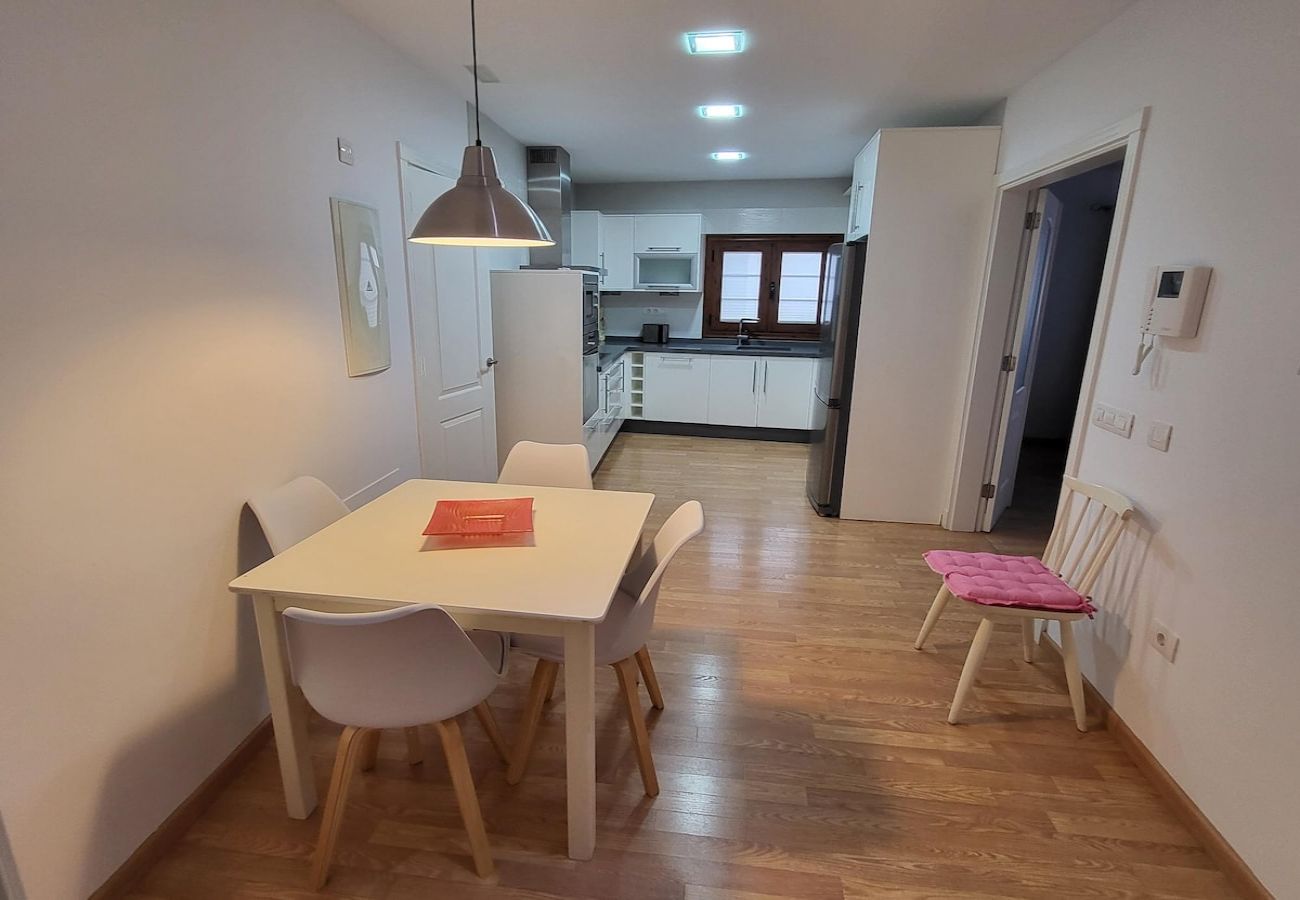 Ferienwohnung in Arona - Casa Matele 3 Bed Apt