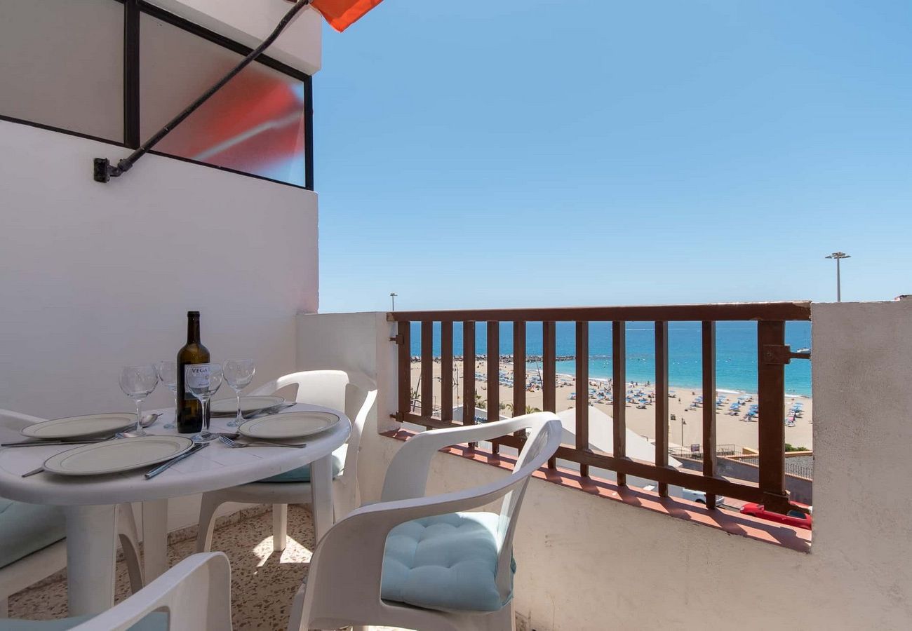 Ferienwohnung in Los Cristianos - Virginia Apartment