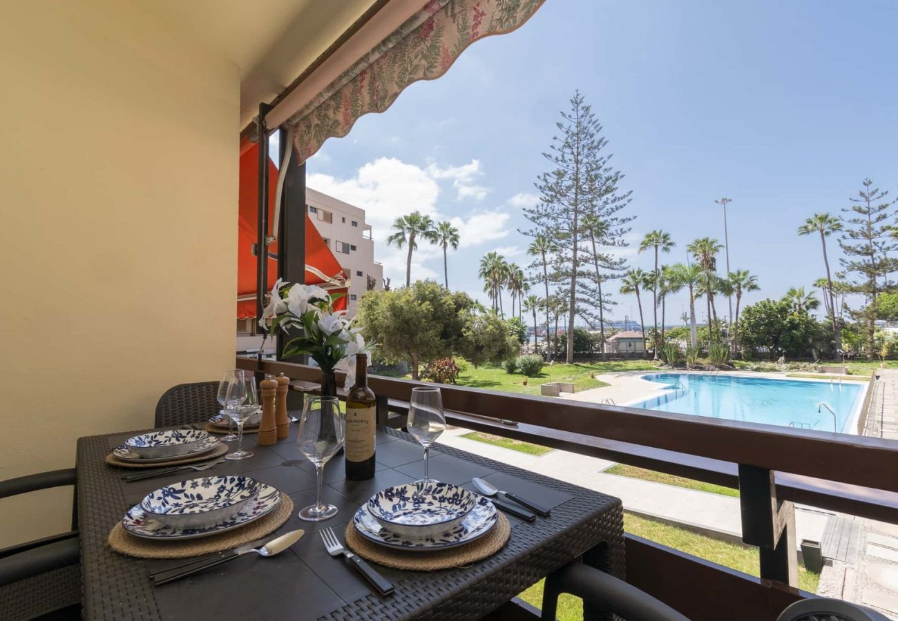 Ferienwohnung in Los Cristianos - Sea Breeze Frontline Apartment