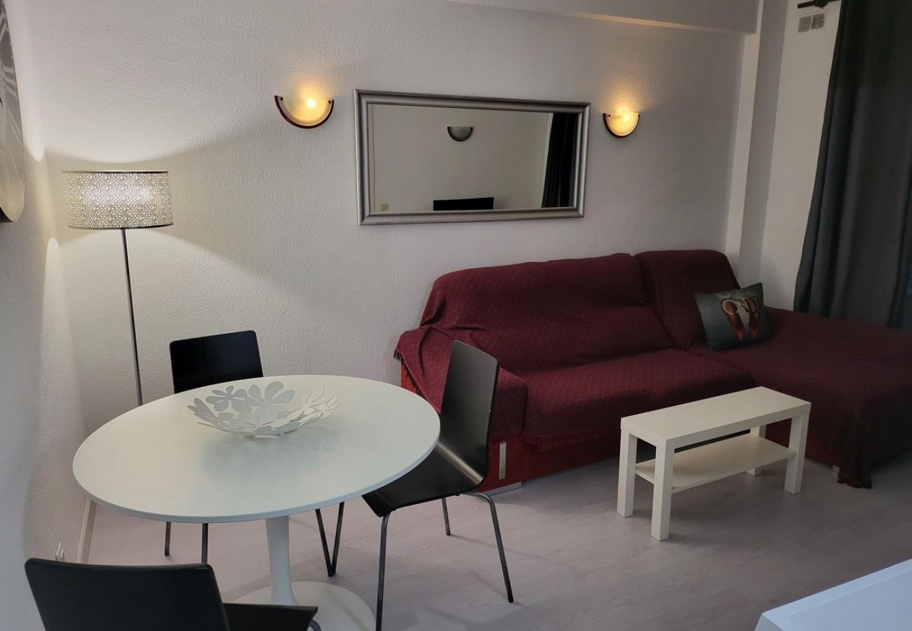 Apartamento en Los Cristianos - Virginia Apartment