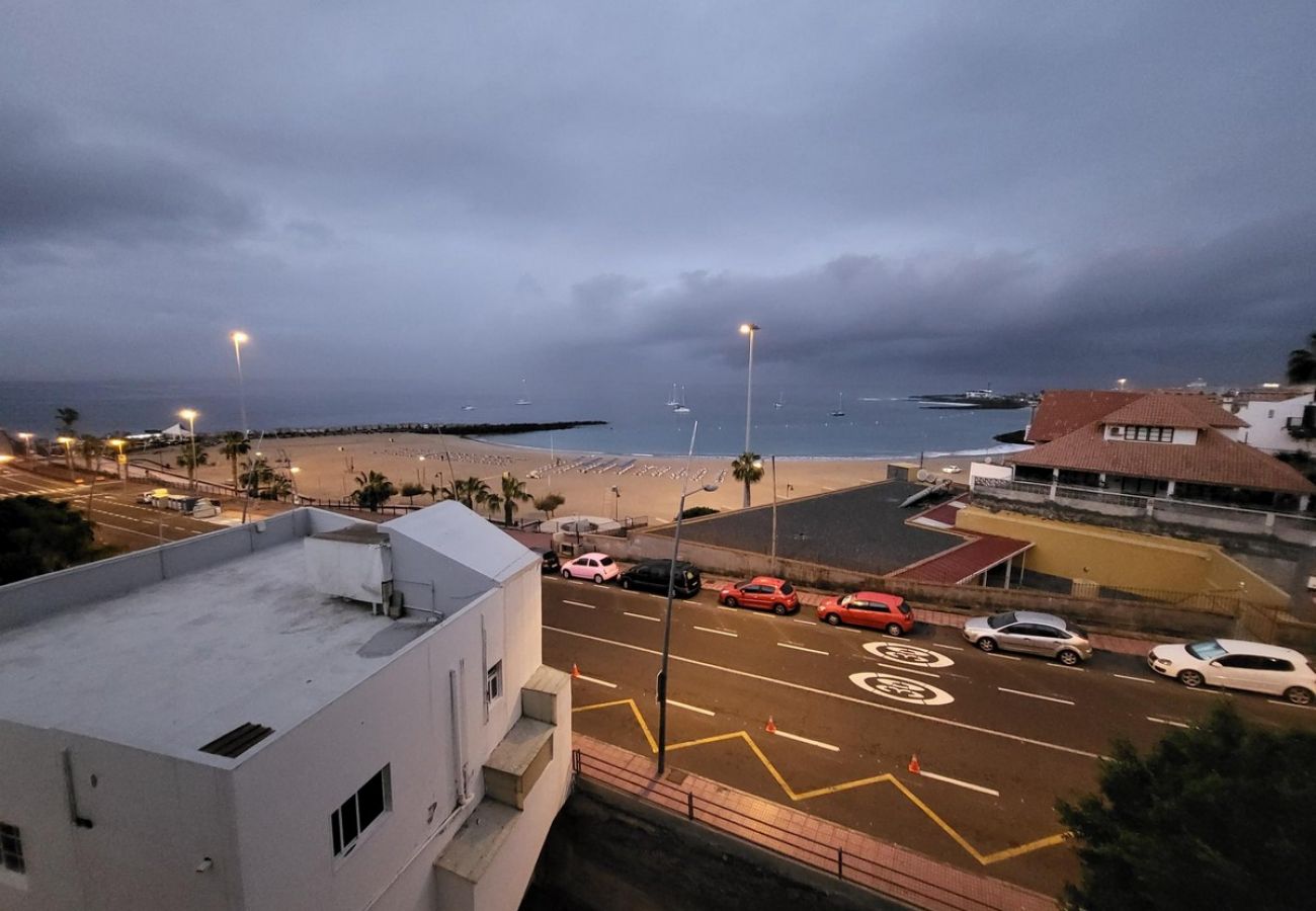 Apartamento en Los Cristianos - Virginia Apartment