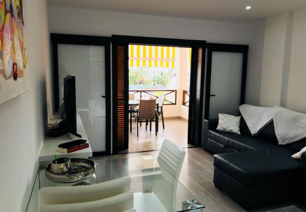 Apartamento en Los Cristianos - San Marino 2