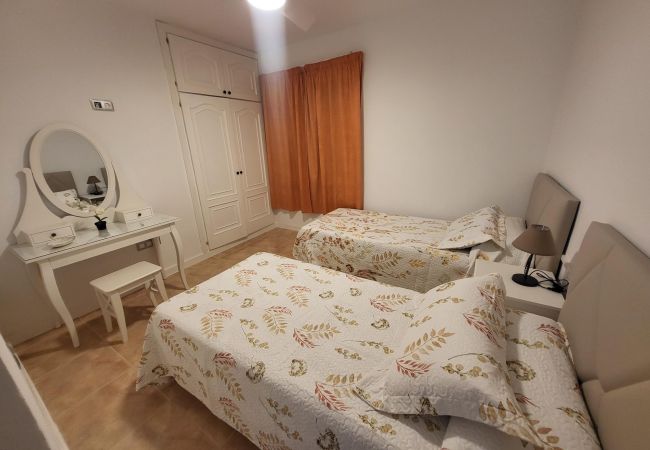 Apartamento en Playa de Las Americas - Las Floritas 6 - Calla Lily Apartamento en Playa de Las Americas - Las Floritas 6 - Calla Lily