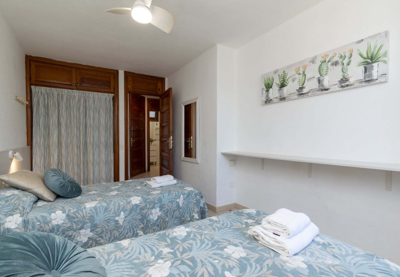 Apartamento en Playa de Las Americas - Parque Santiago II - 2 Bed Sea View