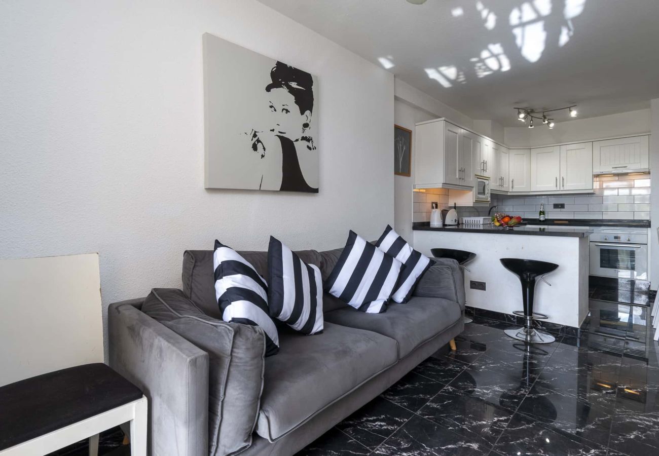 Apartamento en Los Cristianos - Castle Harbour 2 Bed Duplex