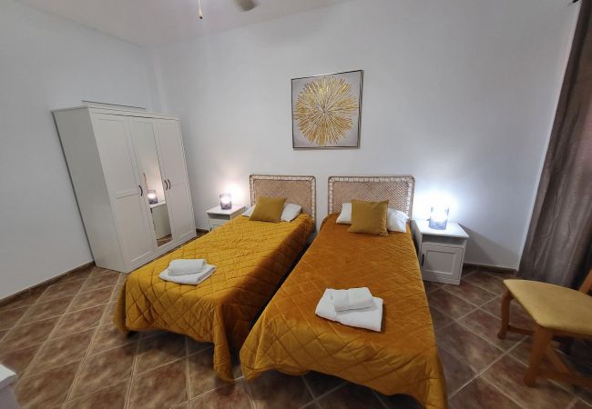 Villa in Adeje - Villa El Mirador Villa in Adeje - Villa El Mirador