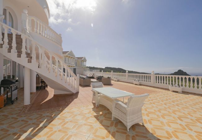 Villa in Costa Adeje - Villa Panoramica Villa in Costa Adeje - Villa Panoramica