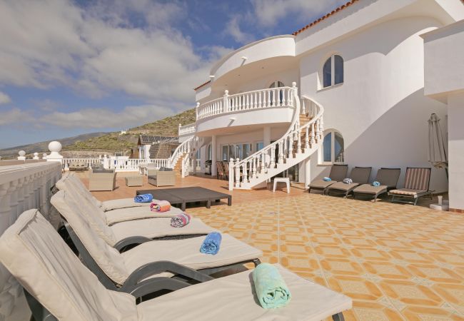 Villa in Costa Adeje - Villa Panoramica Villa in Costa Adeje - Villa Panoramica