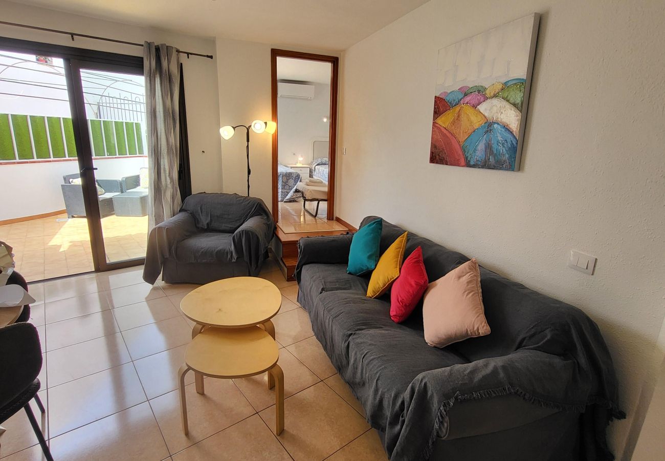 Apartment in Los Cristianos - Los Diamantes I - 2 Bed