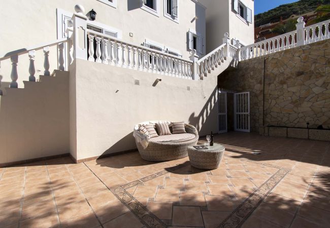 Villa in Costa Adeje - Villa Catherine Villa in Costa Adeje - Villa Catherine