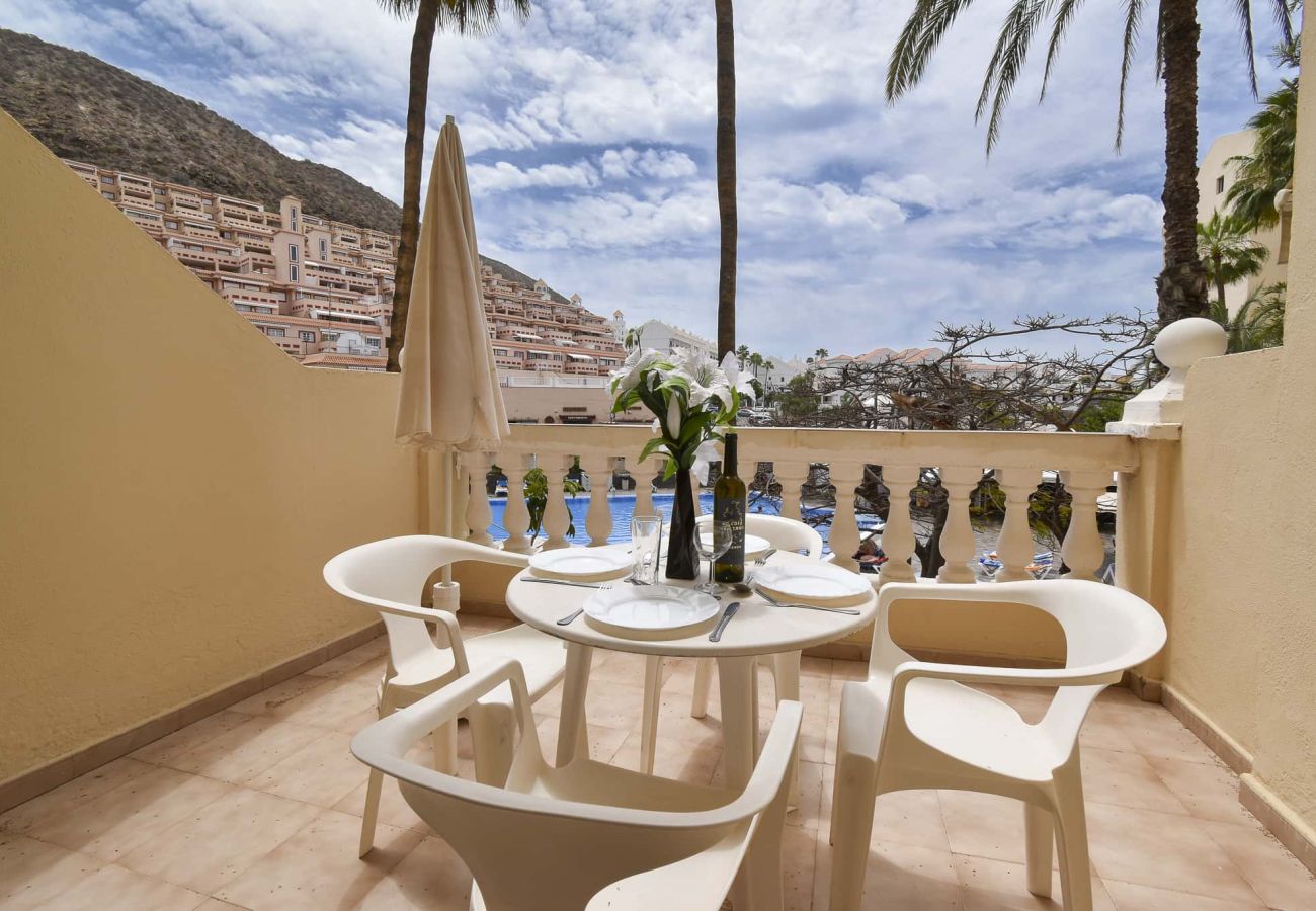 Apartment in Los Cristianos - Castle Harbour 3