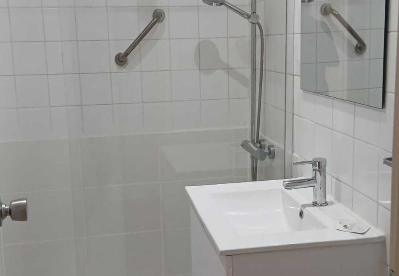 Apartment in Los Cristianos - Castle Harbour 3