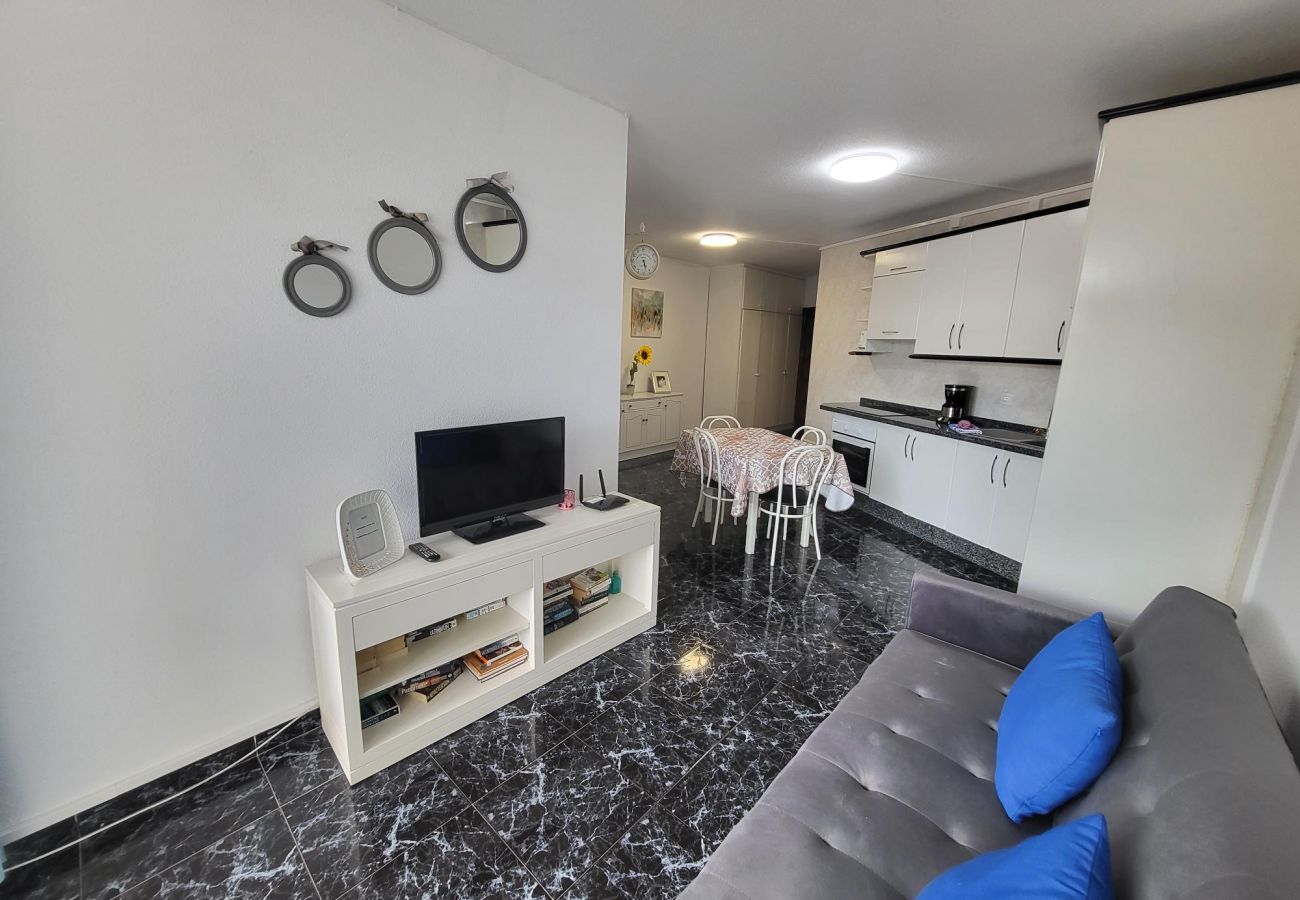 Apartment in Los Cristianos - Guayero 2