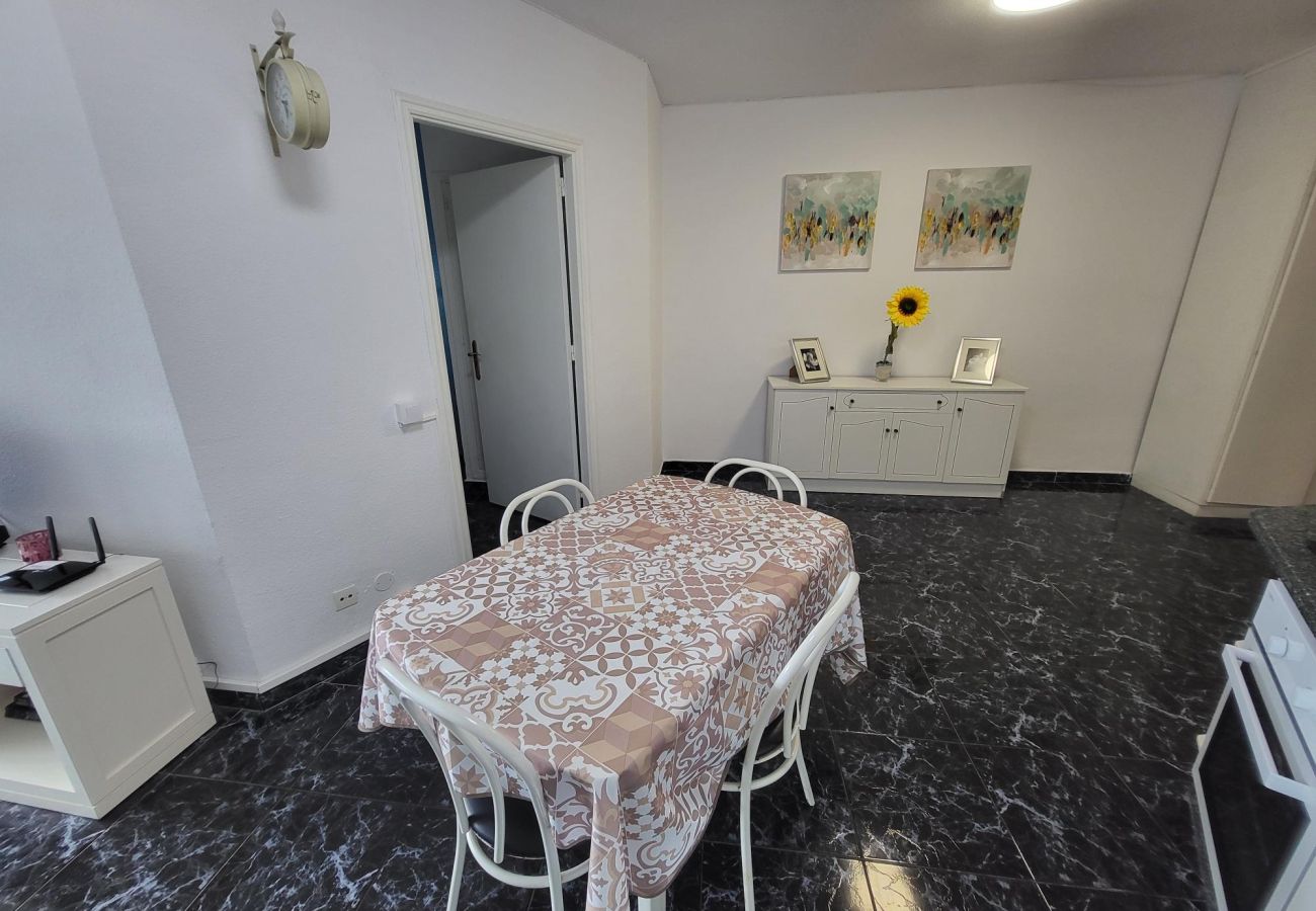 Apartment in Los Cristianos - Guayero 2