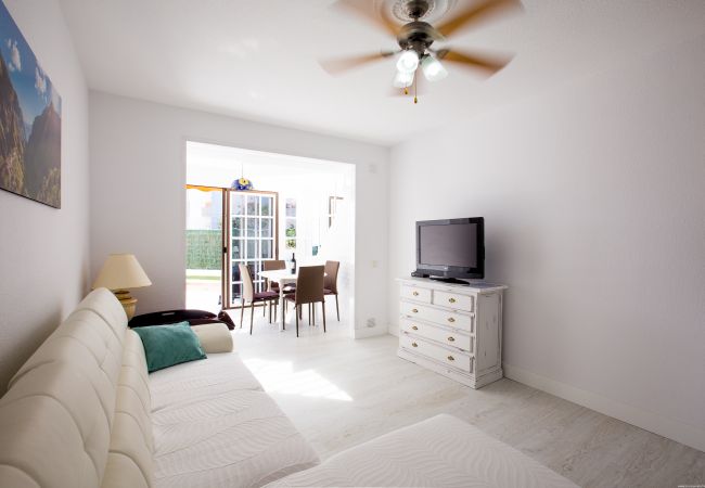 Apartment in Los Cristianos - Los Diamantes 9 Apartment in Los Cristianos - Los Diamantes 9
