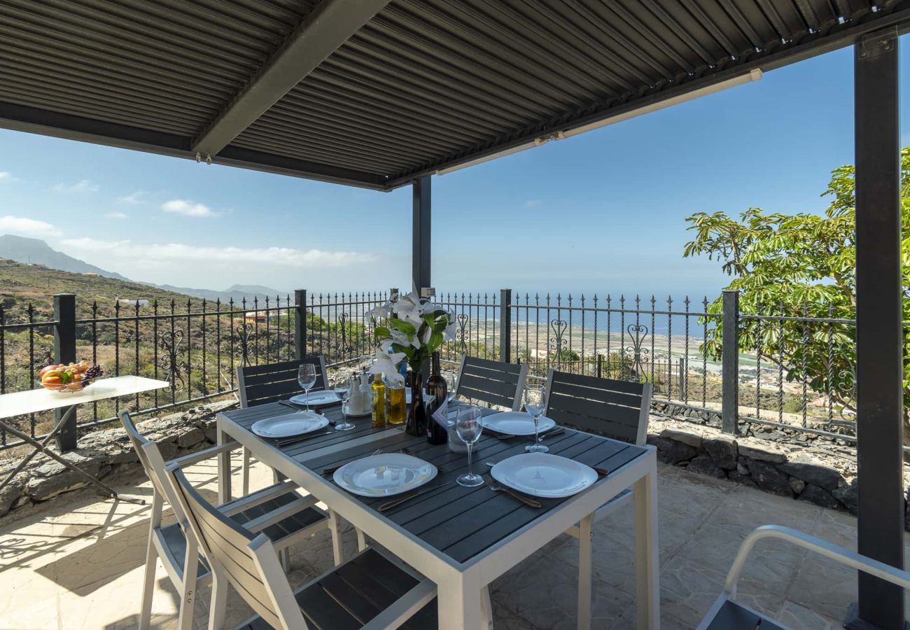 Villa in Adeje - Villa El Mirador 6 Bedrooms