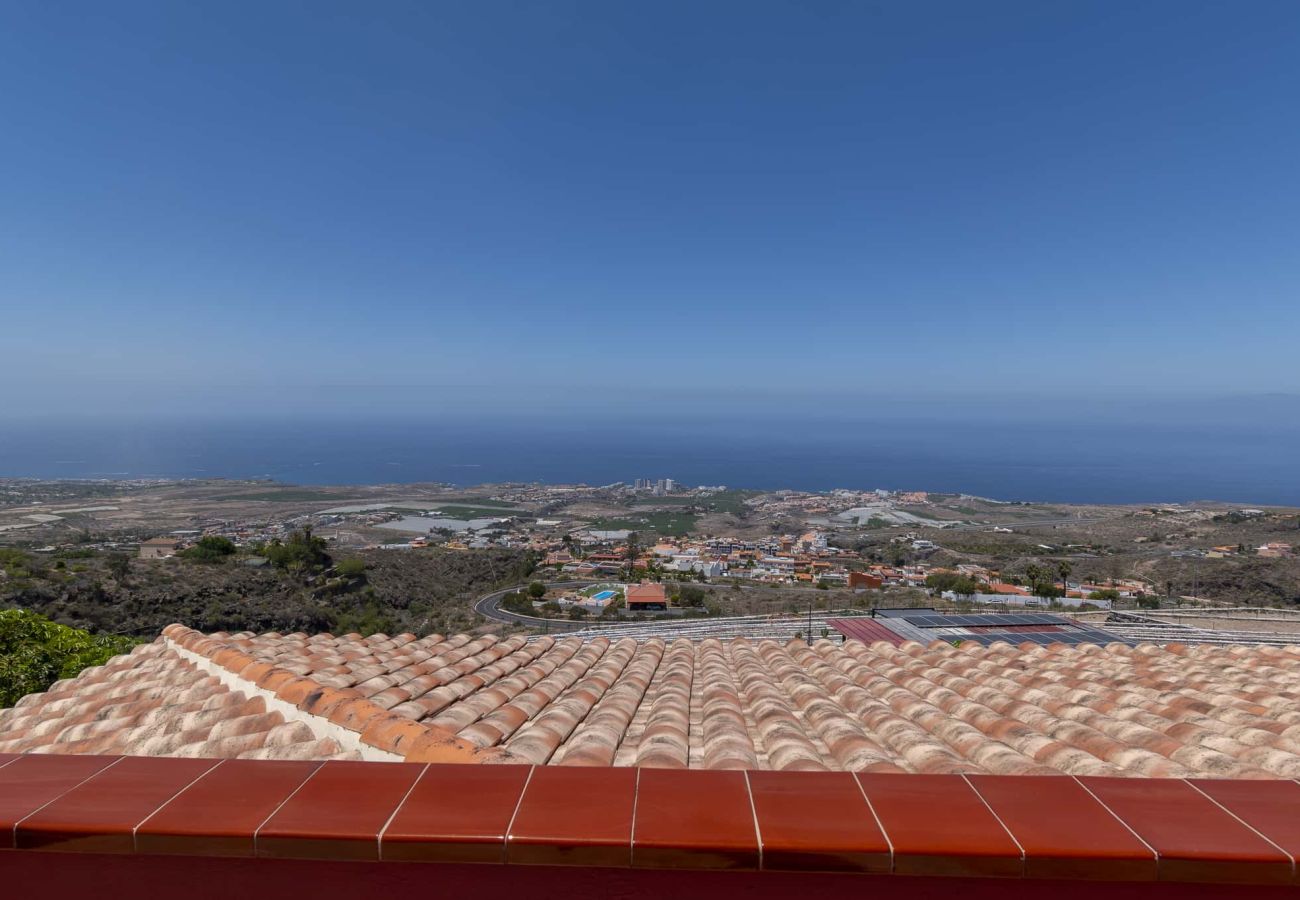 Villa in Adeje - Villa El Mirador 6 Bedrooms