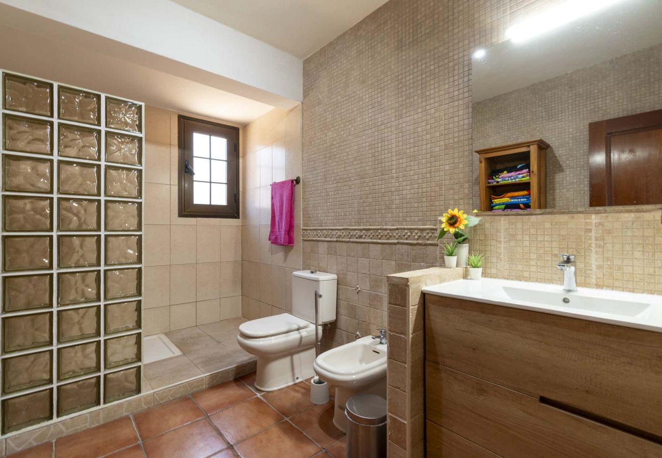 Villa in Adeje - Villa El Mirador 6 Bedrooms