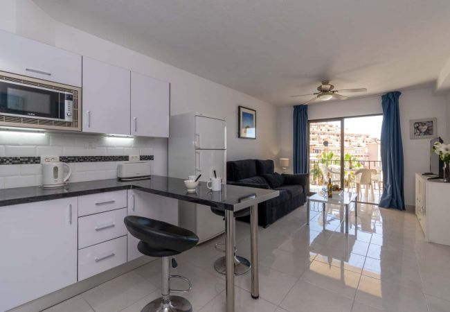 Apartment in Los Cristianos - Castle Harbour 8 Apartment in Los Cristianos - Castle Harbour 8