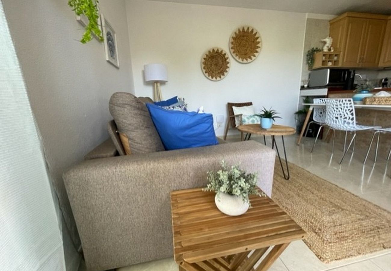 Apartment in Playa de Las Americas - Apartamerica Garden Apartment, 150 Metres From The