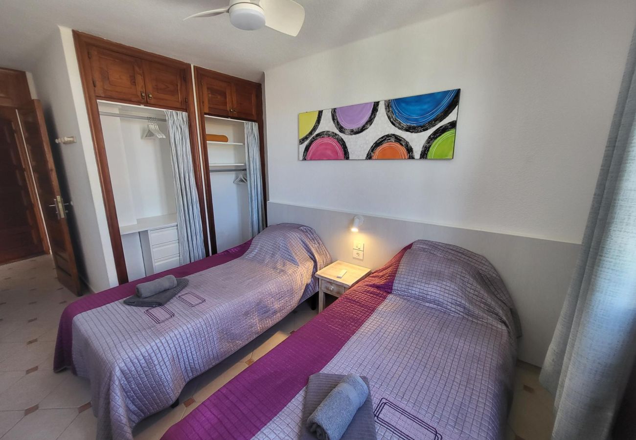 Apartment in Playa de Las Americas - Parque Santiago II - 2 Bed Sea View