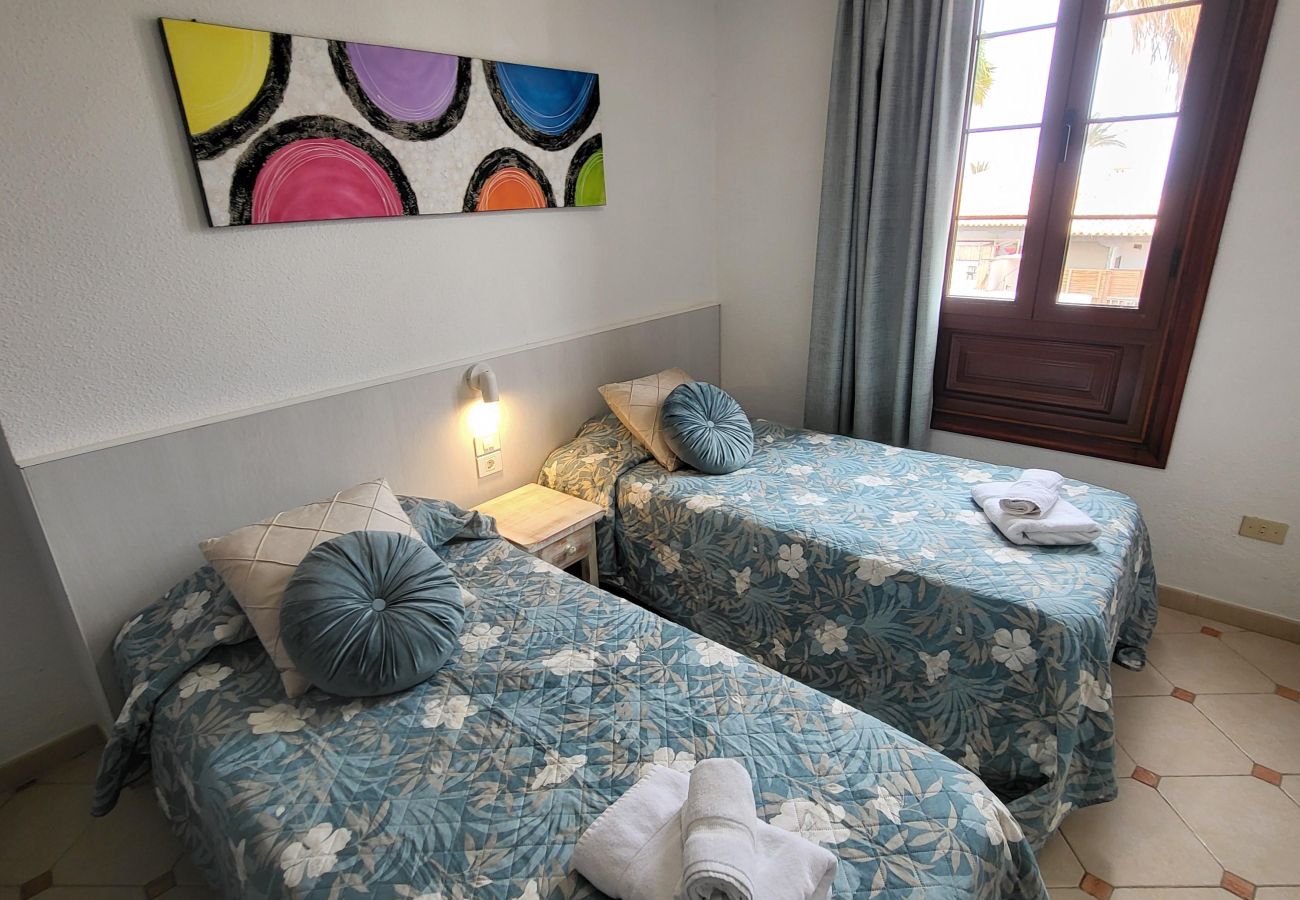 Apartment in Playa de Las Americas - Parque Santiago II - 2 Bed Sea View