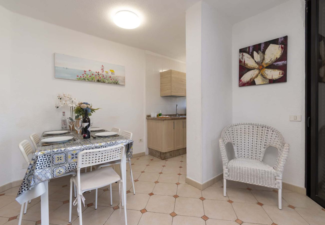Apartment in Playa de Las Americas - Parque Santiago II - 2 Bed Sea View