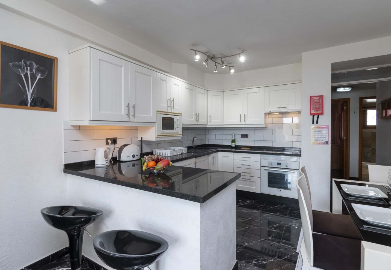 Apartment in Los Cristianos - Castle Harbour 2 Bed Duplex