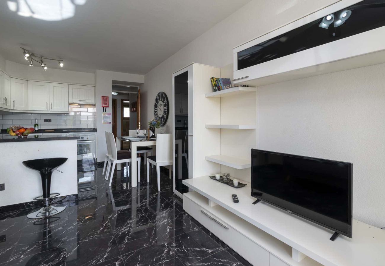 Apartment in Los Cristianos - Castle Harbour 2 Bed Duplex