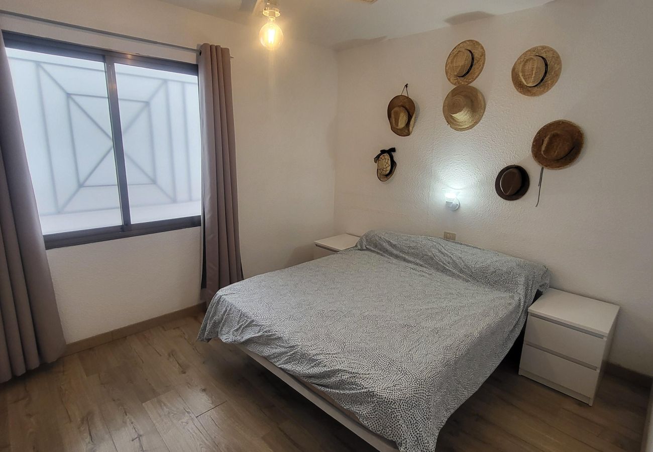 Apartment in Los Cristianos - Castle Harbour 4 - 1 bed apartment