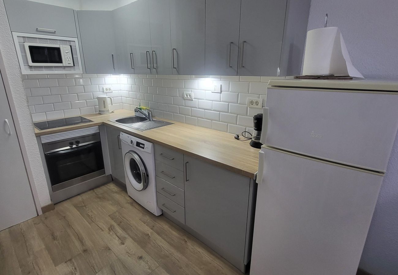 Apartment in Los Cristianos - Castle Harbour 4 - 1 bed apartment