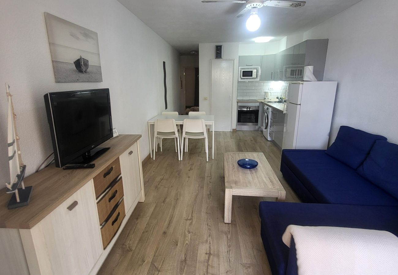 Apartment in Los Cristianos - Castle Harbour 4 - 1 bed apartment