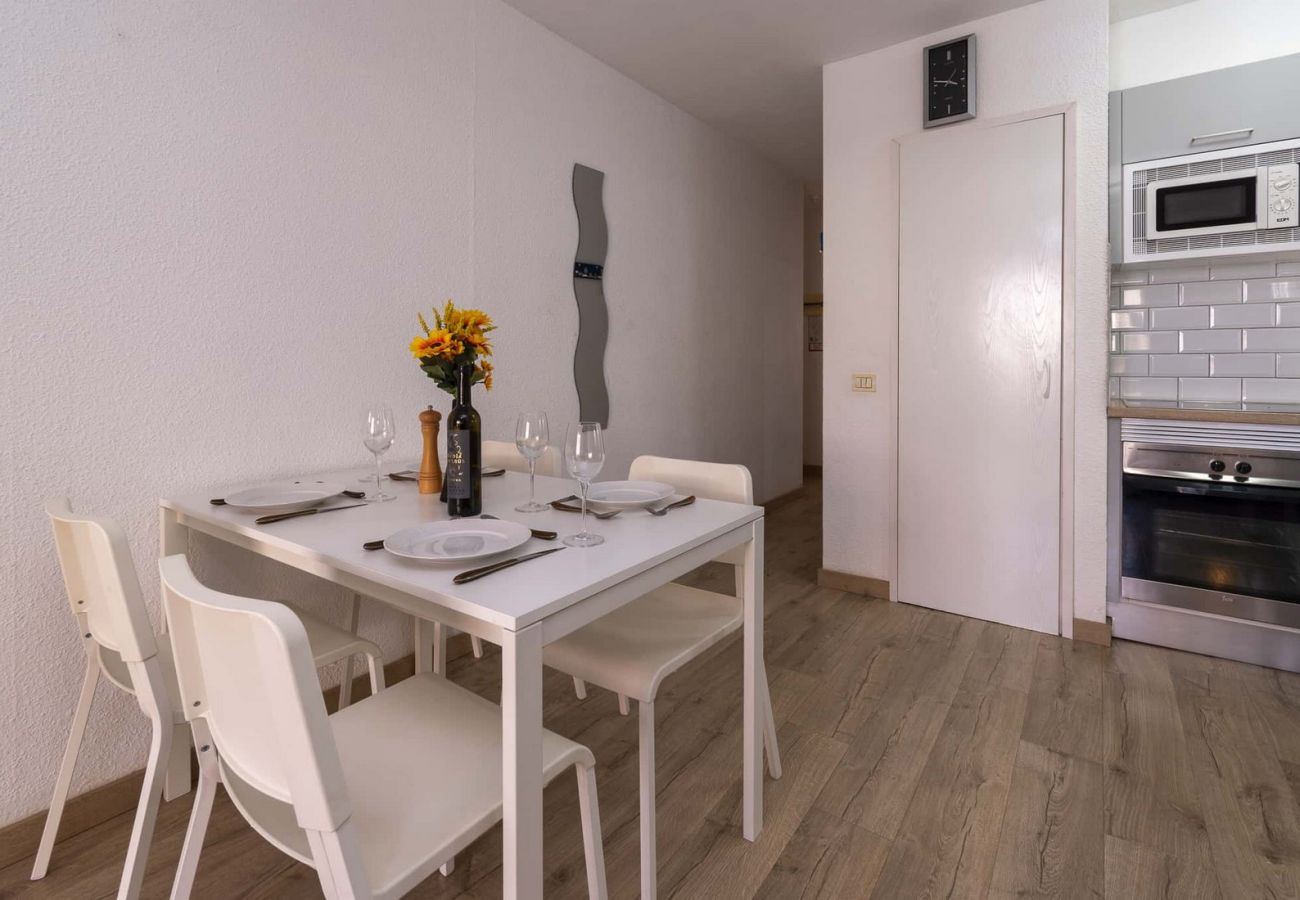 Apartment in Los Cristianos - Castle Harbour 4 - 1 bed apartment
